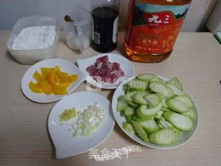 Fried Loofah with Sliced Pork recipe