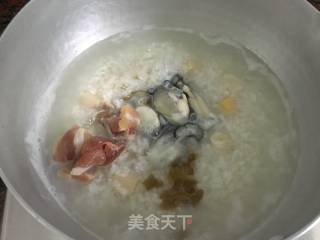 Fresh Oyster and Scallop Congee recipe