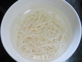 Hot and Sour Lotus Root recipe