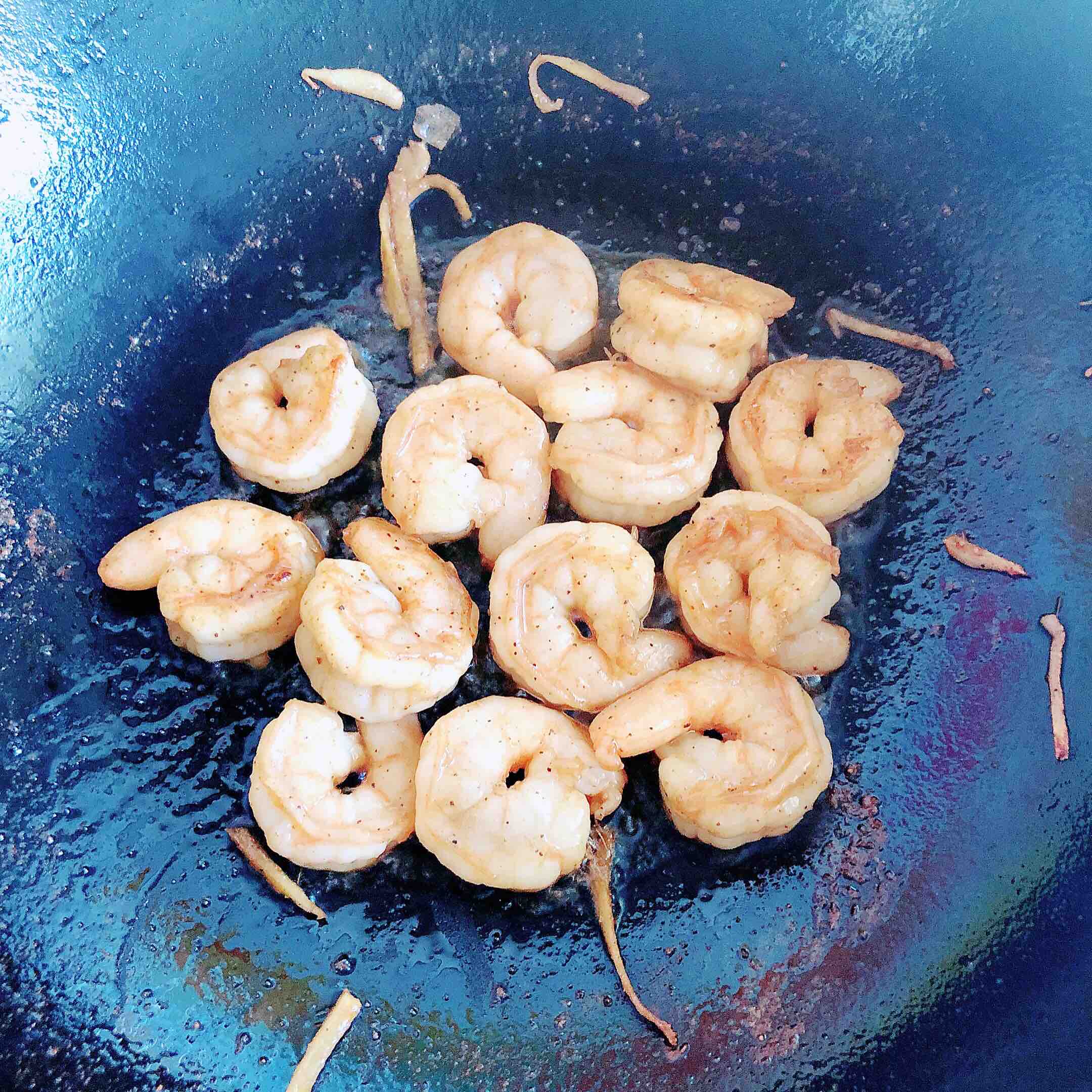 Fried Shrimp with Snow Pea recipe