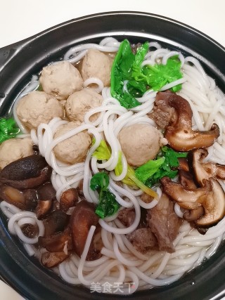 Beef Balls Boiled Rice Noodles recipe