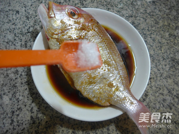 Steamed Copper Basin Fish recipe