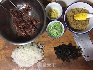 Sauerkraut Beef Bun recipe