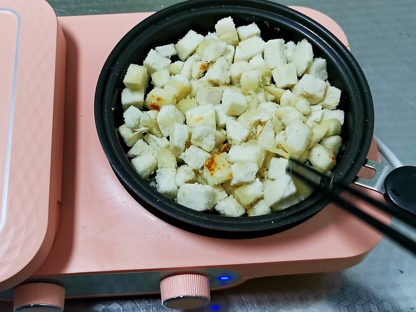 Stir-fried Buns recipe