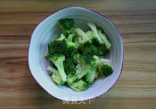 Baked Broccoli with Potato and Cheese recipe