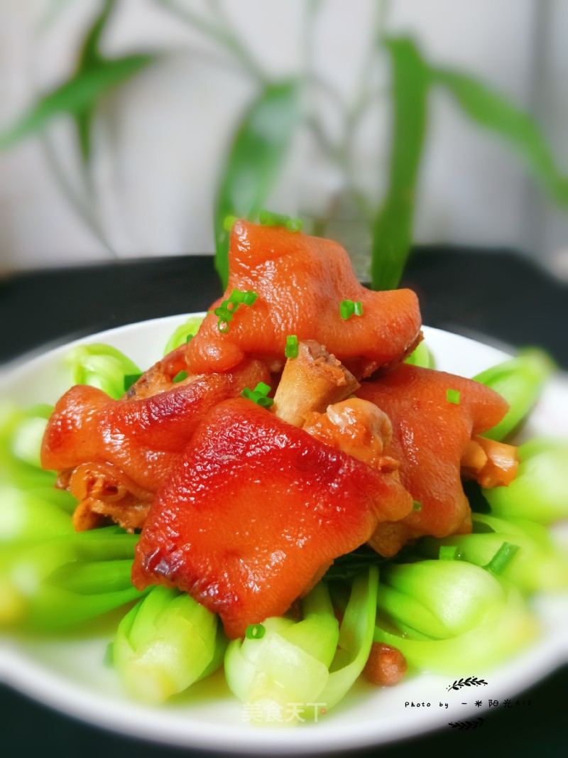 Peanut Stewed Trotter recipe