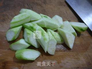 Loofah and Clam Soup recipe