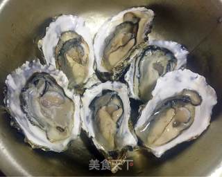 Grilled Oysters with Oyster Sauce and Garlic recipe