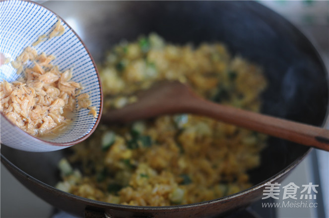 Fried Rice with Shrimp Skin recipe