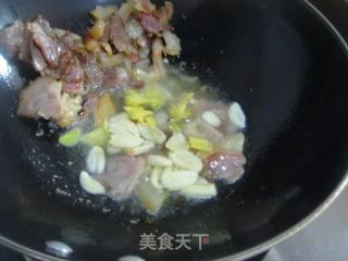 [hunan Cuisine] Braised Fish with Salted Vegetables and Bacon recipe