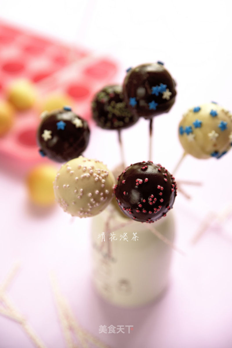 Dreamy and Delicious Lollipop Cake recipe