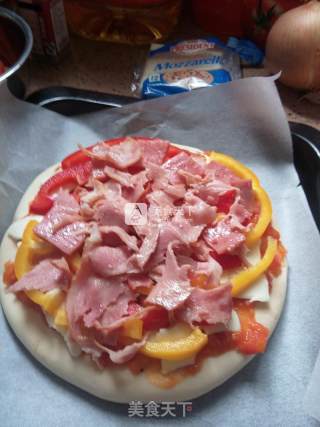 Pizza with Bacon, Ham and Cheese recipe