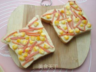 Corn Toast Pizza recipe