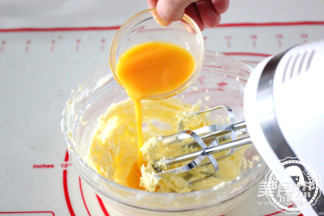 Mini Coconut Rolls recipe