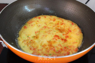 Thick-boiled Eggs with Tomatoes recipe