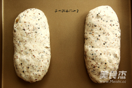 Whole Wheat Black Sesame Buns recipe