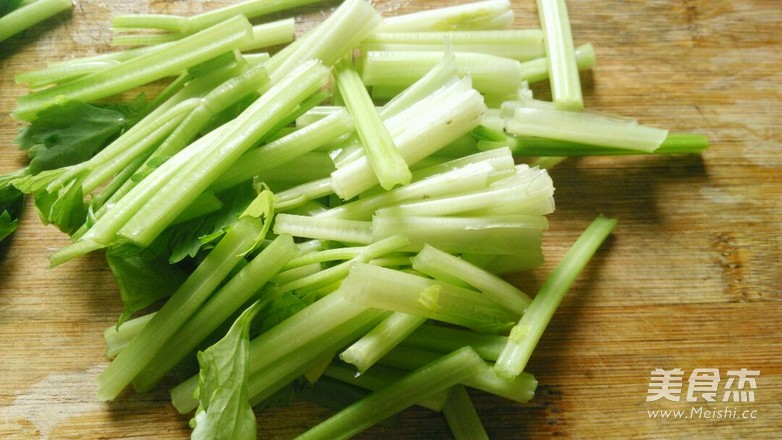 Celery Fried Squid Rings recipe