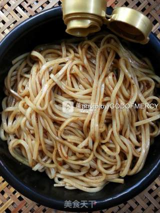 Oriental Legend: Summer's Best-selling Cold Noodles with Soy Sauce Beef recipe