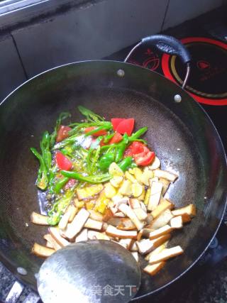 Fried Celery with Dried Tofu recipe
