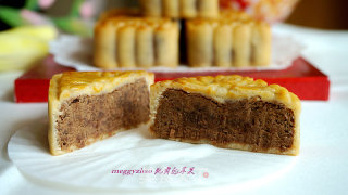 Moon Cake with Red Bean Paste and Rose Filling recipe