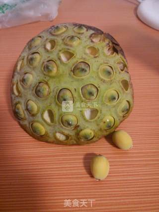 Osmanthus and Lotus Seed Soup recipe