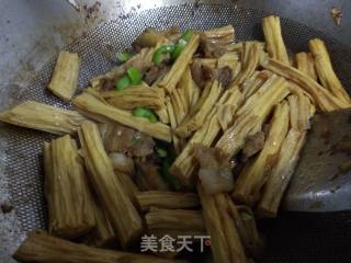 Stir-fried Yuba with Pork Belly recipe