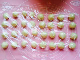 Egg Yolk Crisp recipe