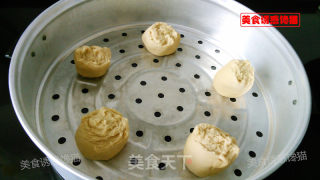 Brown Sugar Noodles and Flowering Steamed Buns recipe
