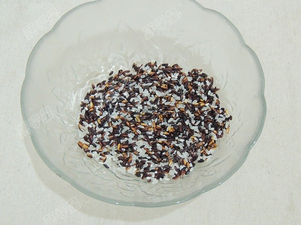 Codonopsis, Red Dates and Purple Rice Porridge recipe