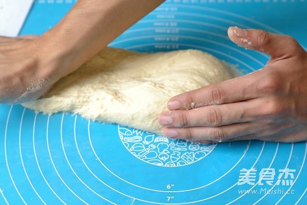 Making Bread-kneading Dough recipe