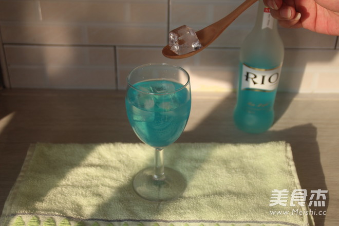 Snow Top Blue Rose recipe