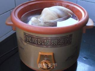 Beef Hoof and Carrot Claypot recipe