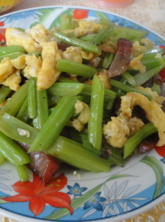 Fried Celery with Egg recipe