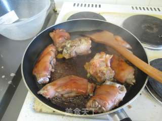 Braised Pork Knuckles with Soy Beans recipe