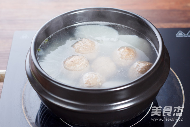 Beef Balls and White Radish Soup recipe