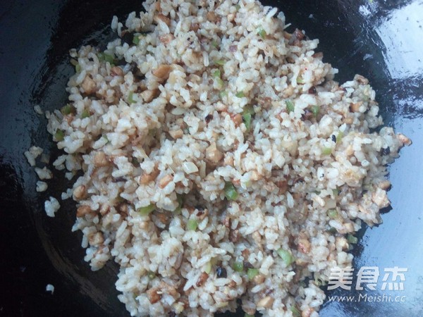 Fried Rice with Chicken Tempeh and Mustard Greens recipe