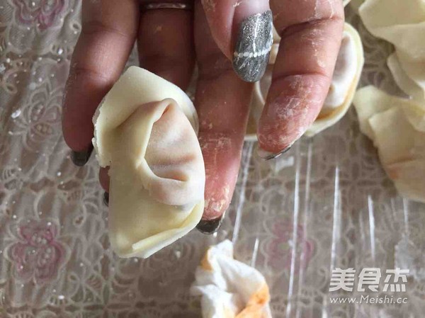 Kimchi Fresh Meat Sausage Wonton recipe