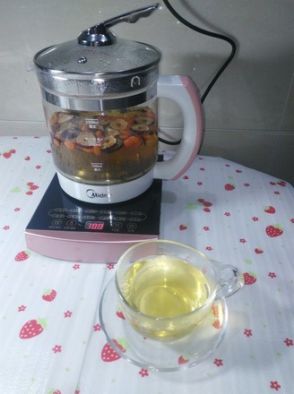 Jujube Wolfberry Tea in Health Pot