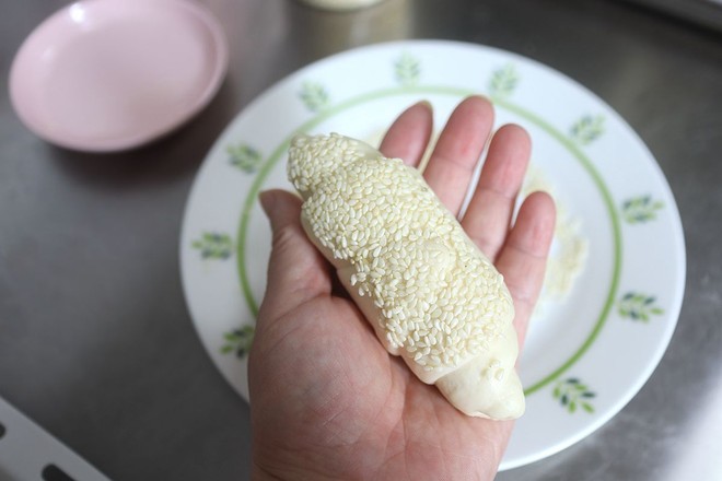 Sesame Crispy Bottom Salt Croissant recipe