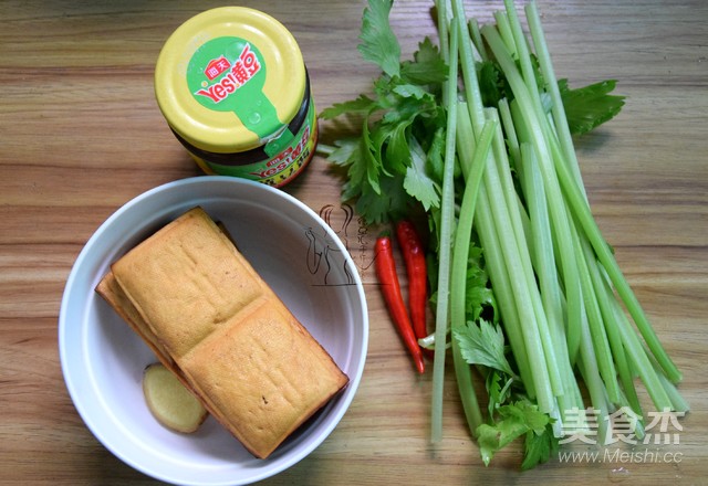 Celery Sauteed Dry recipe