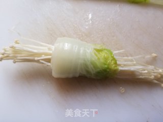 Enoki Mushroom and Cabbage Rolls recipe