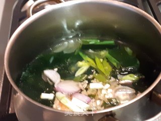 Tofu Seaweed Soup recipe