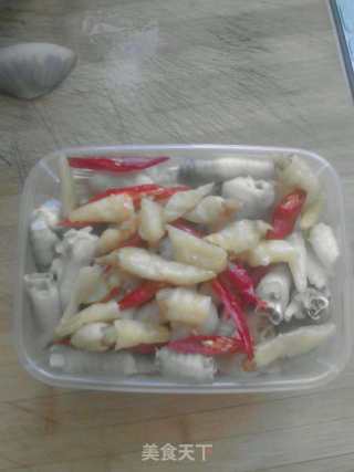 Pickled Pepper Chicken Feet recipe