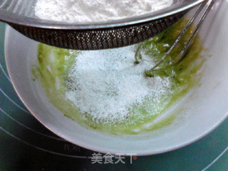 #蛋美食# Paper Cup Avocado Chiffon Cake recipe