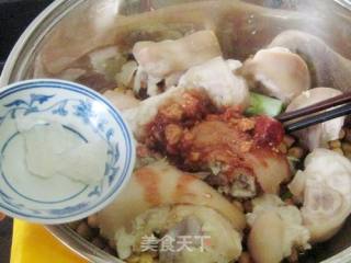 Spicy Red Fermented Bean Curd and Peanut Pork Feet recipe