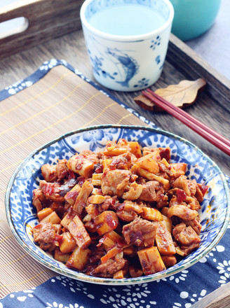 Stir-fried Duck with Spicy Lotus Root recipe