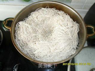 Henan Home-cooked Rice Steamed Noodles recipe