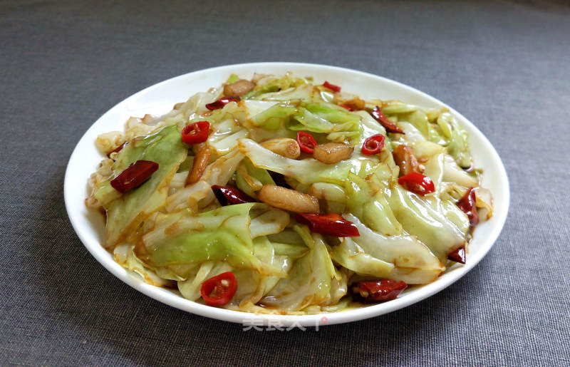 Sour and Spicy Shredded Cabbage recipe
