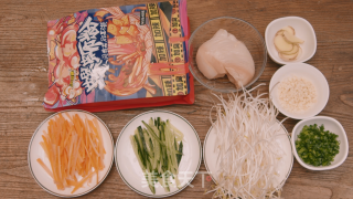 Cold Chicken Snail Noodles, A Recipe for Going to The Street to Grab The Cold Skin Business recipe