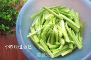 Celery Shredded Pork recipe